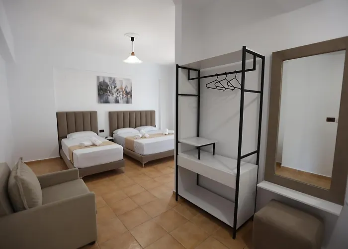 Hotel De Ksamil