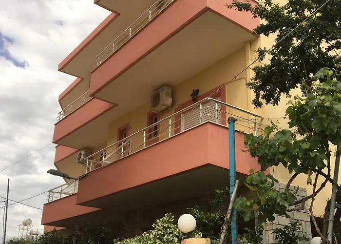 Hotel De Ksamil