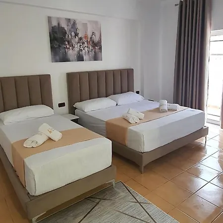 Hotel De Ksamil