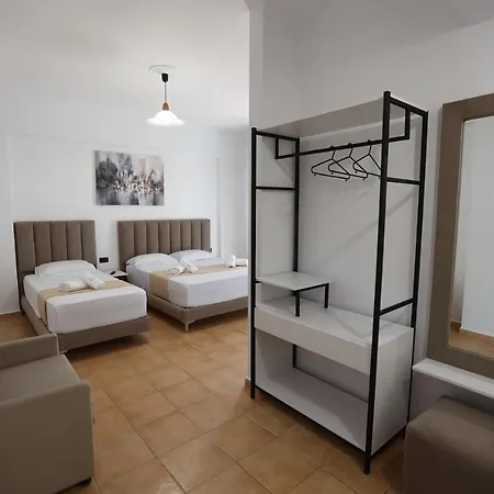 Hotel De Ksamil