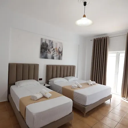 Hotel De Ksamil
